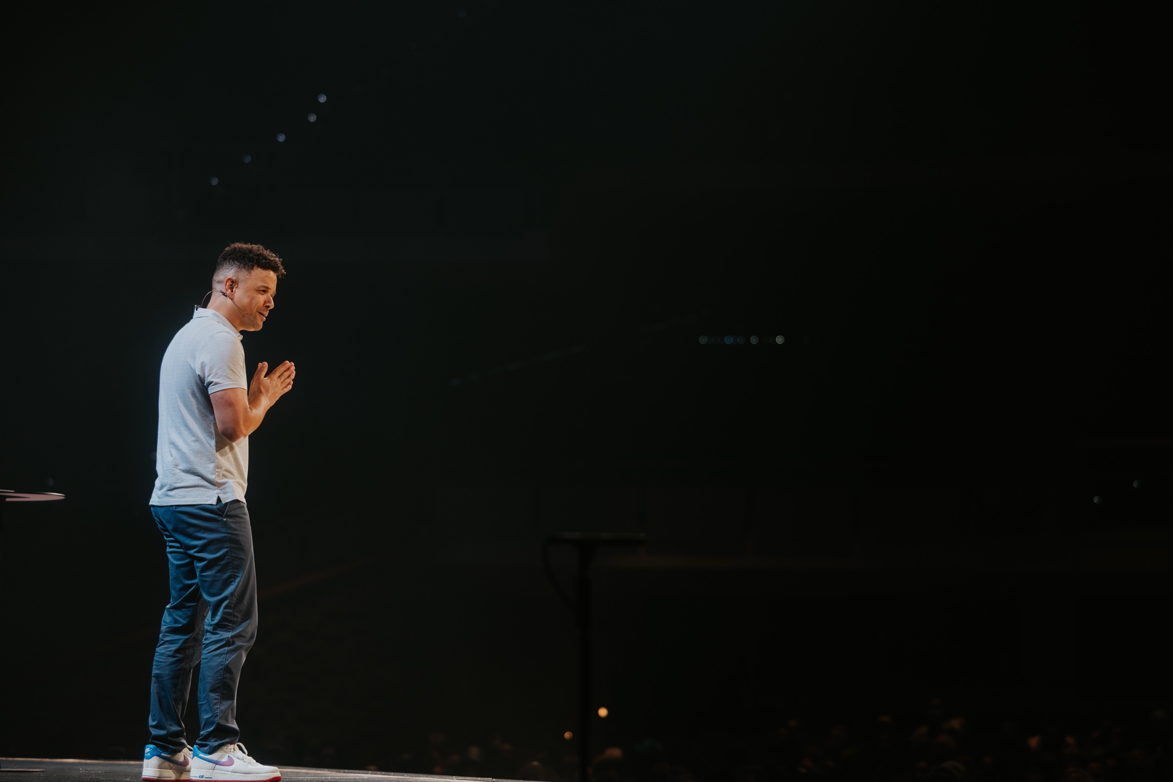 Brian Taylor speaking on stage at FILO 2025